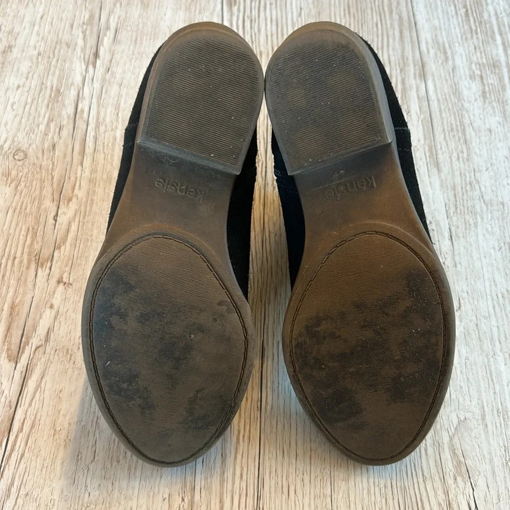 Kenzie Gazelle Black Suede Ankle Booties size 7 - Picture 6 of 8
